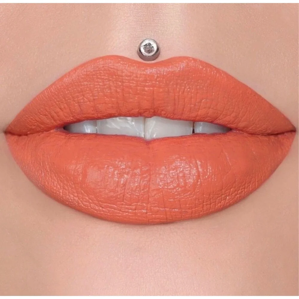 Jeffree Star Cosmetics Velvet Trap Matte Lipstick Wyoming Iced Tea Full Size NEW